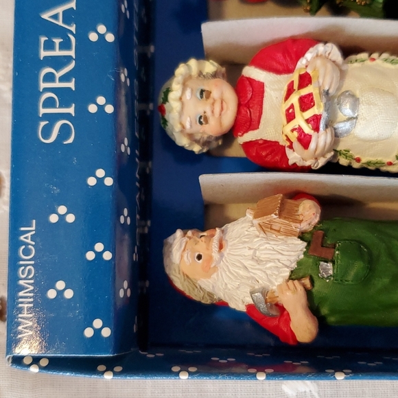 VTG NEW 4 Christmas Spreaders Set Stainless Steel Blades Santa Snowman Tree - Picture 5 of 17